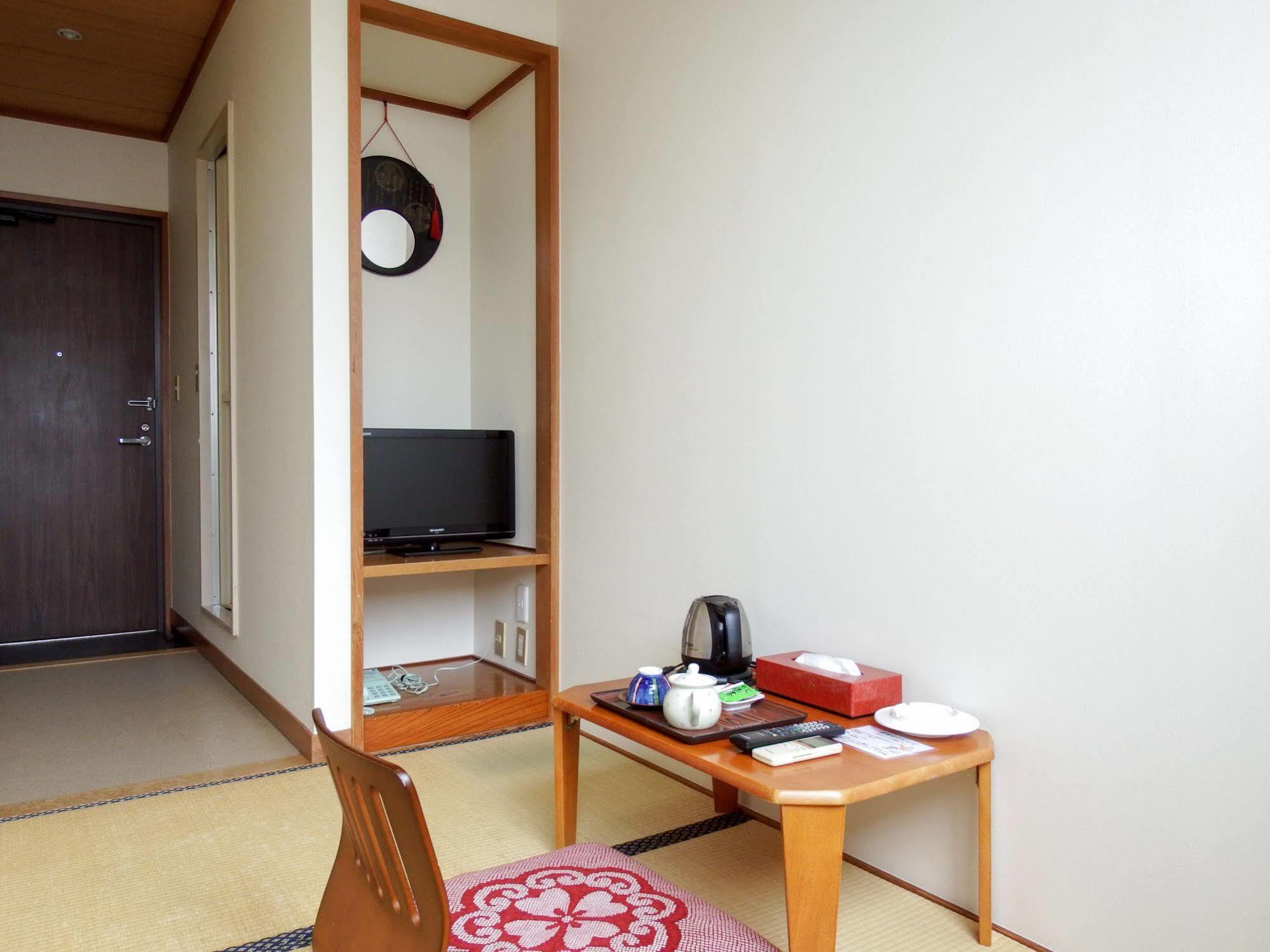 Wakatake Ryokan Кавагоэ Экстерьер фото