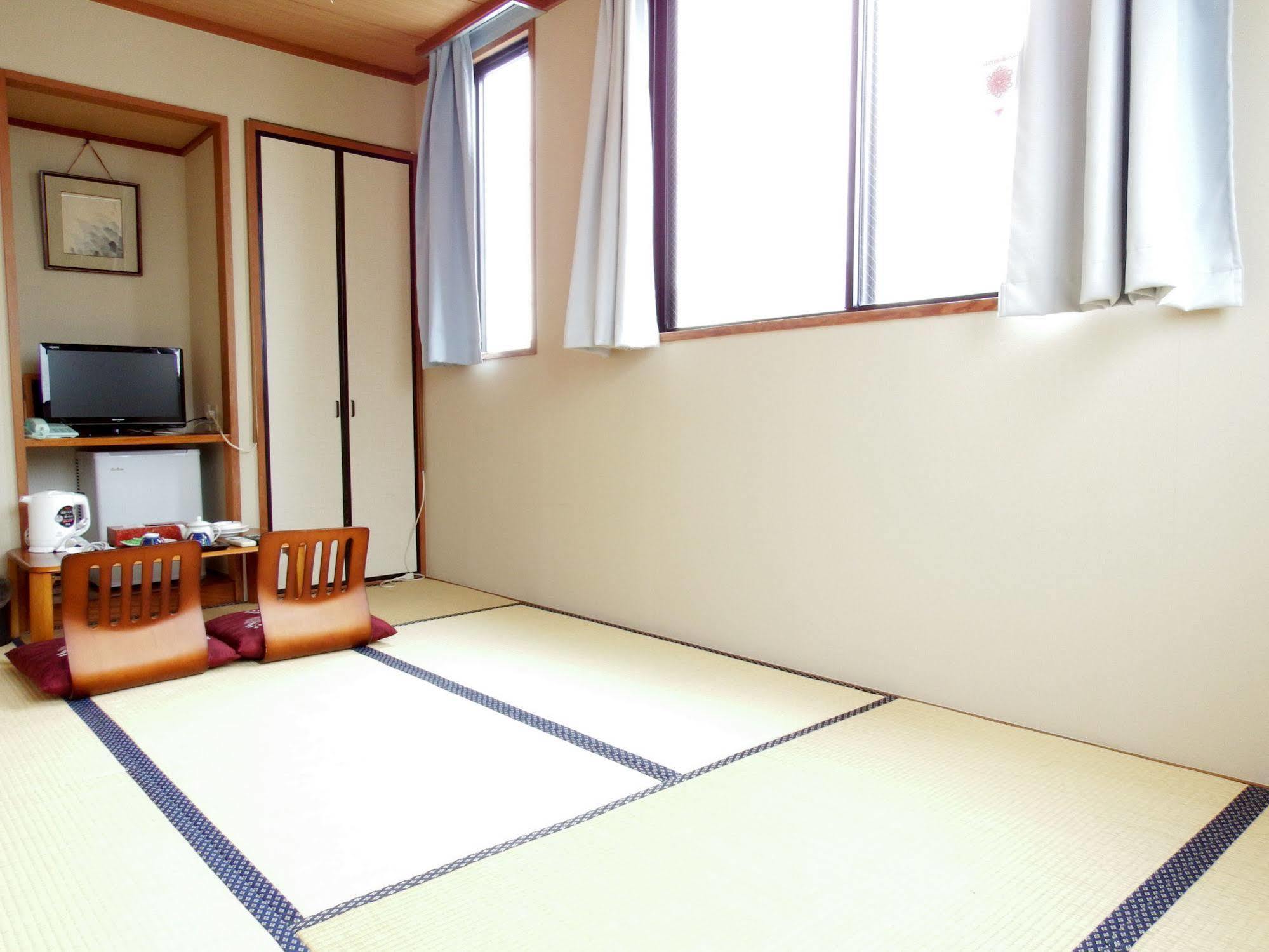 Wakatake Ryokan Кавагоэ Экстерьер фото